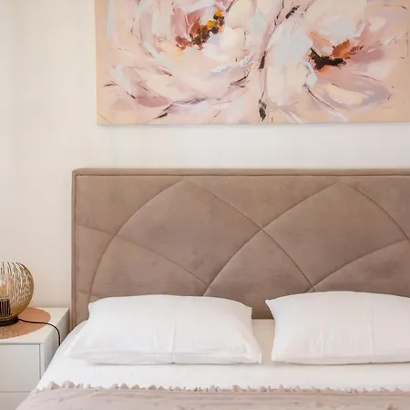 Lejlighed Kala Two Bedroom- With Terrace *